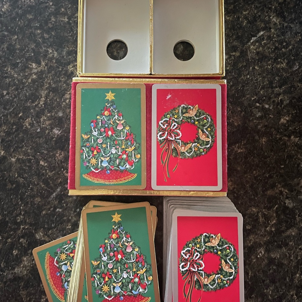 Festive Holiday Card Set with Christmas Tree and Wreath Design - Picture 2 of 4